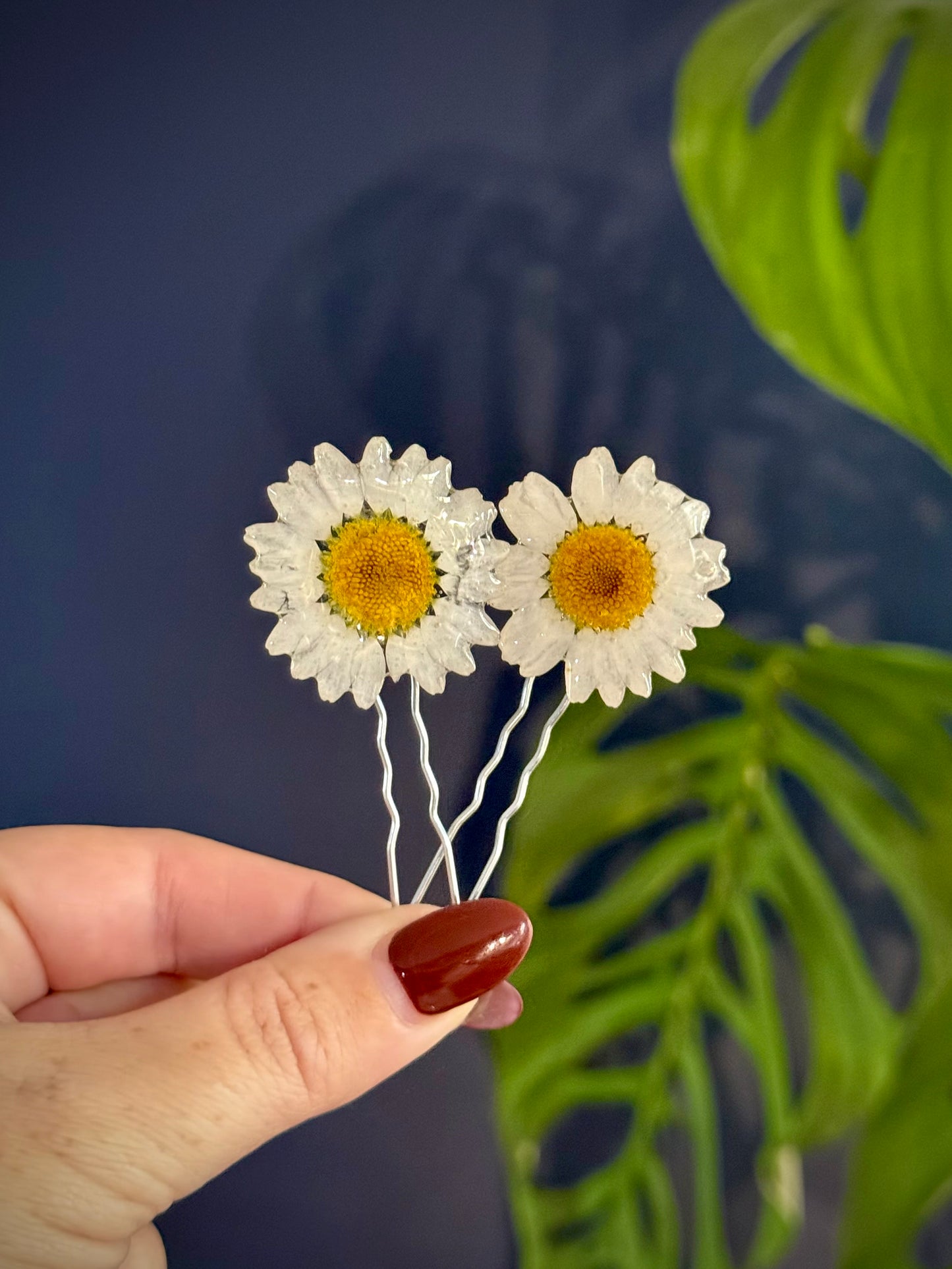 Daisy Hair Pins