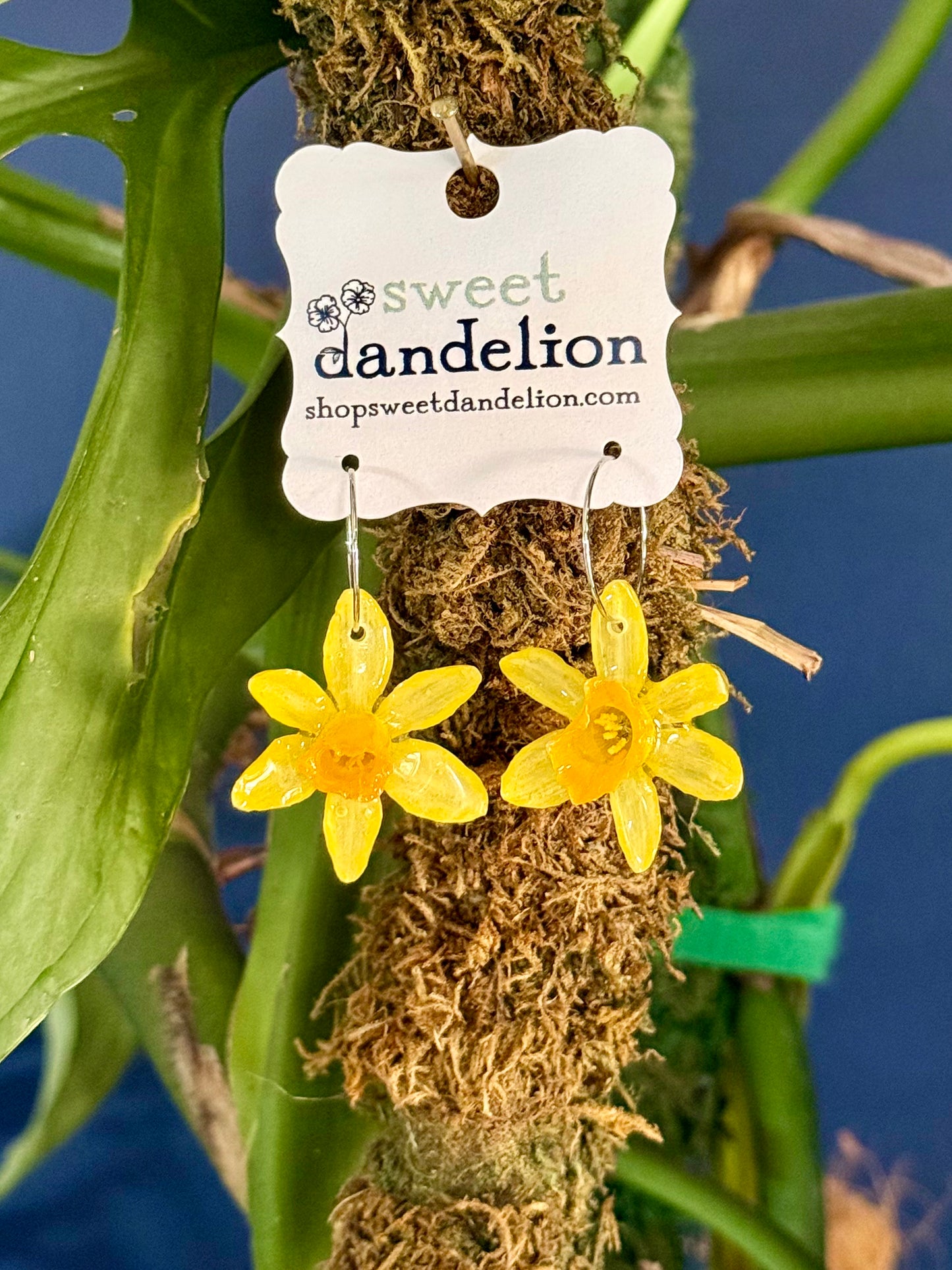 Mini Daffodil Hoop Earrings