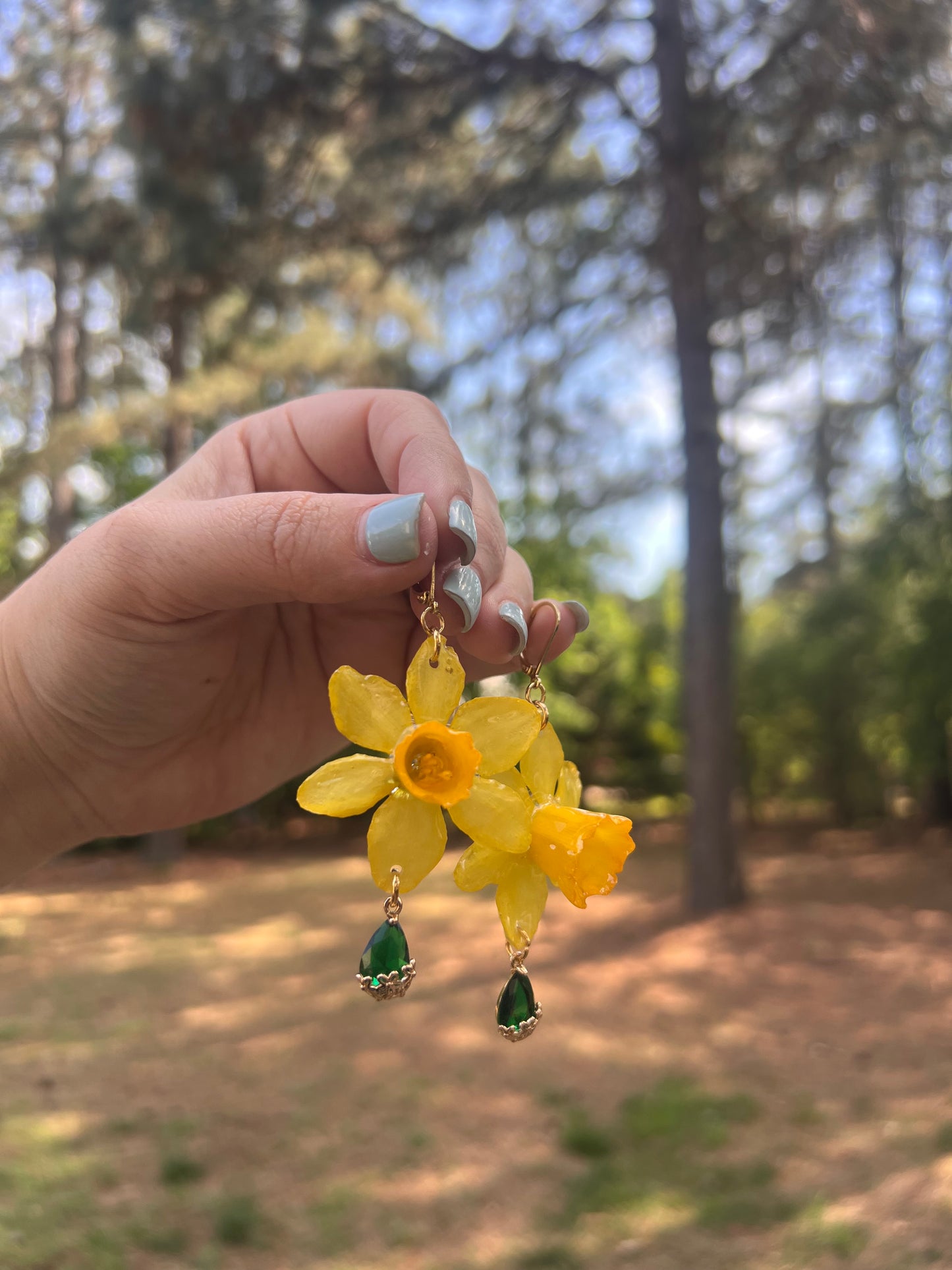 Mini Daffodil, Emerald Green Charm