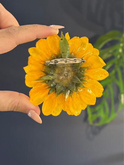 Large Sunflower Pin