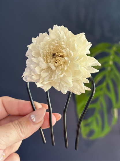 Chrysanthemum Hair Comb