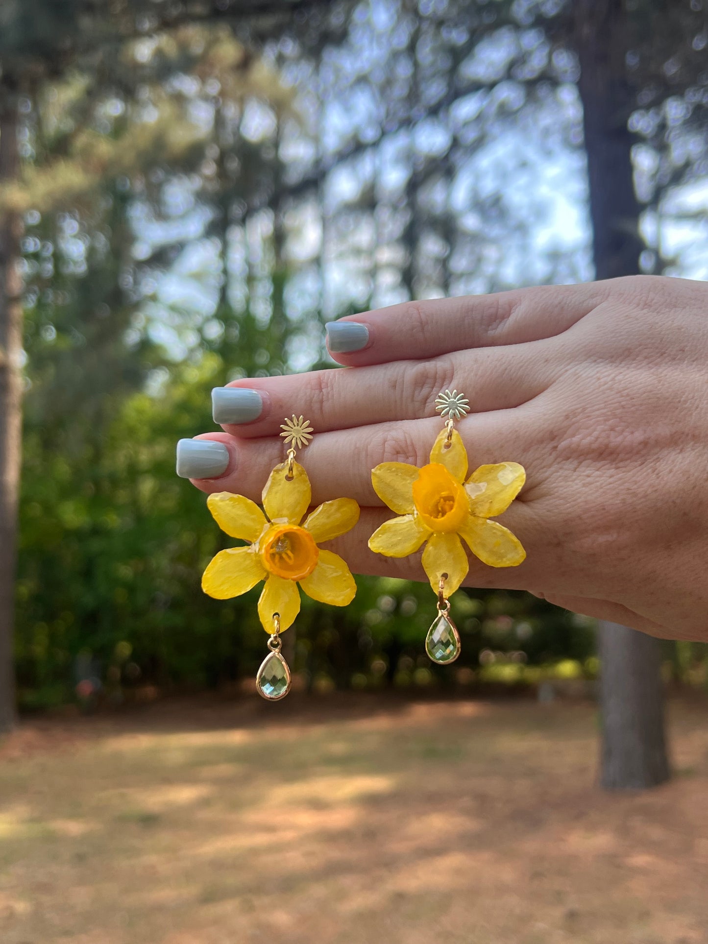 Mini Daffodil Post Earring