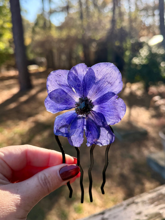 Anemone Hair Comb Medium