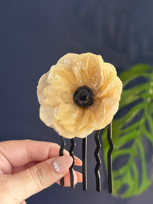 Anemone Hair Comb