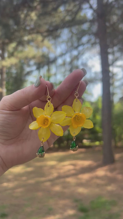 Mini Daffodil, Emerald Green Charm